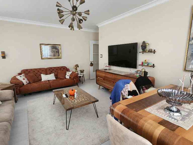 NEBAHAT ÇELİK'TEN ÇEKMEKÖY MERKEZ MAHALLESİNDE 2+1DAİRE