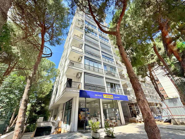 SUADIYE MINIBÜS CAD ÜZERINDE KAZASKER 'DE SATILIK YENI 3+1 DAIRE