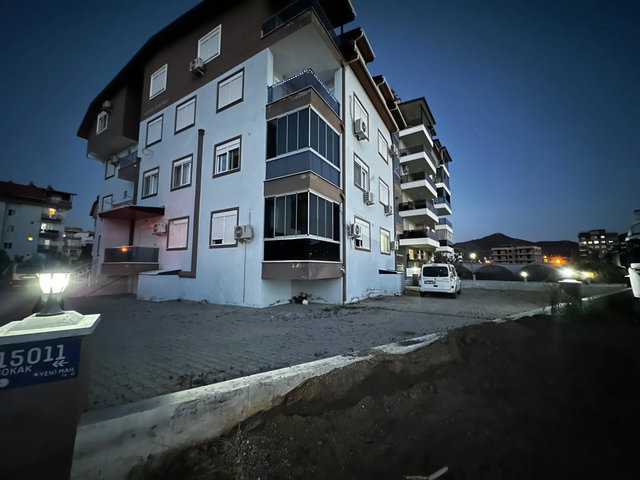 YENI MAHALLE'DE PARK YANINDA CAMBALKONLU FULL EŞYALI 1+1