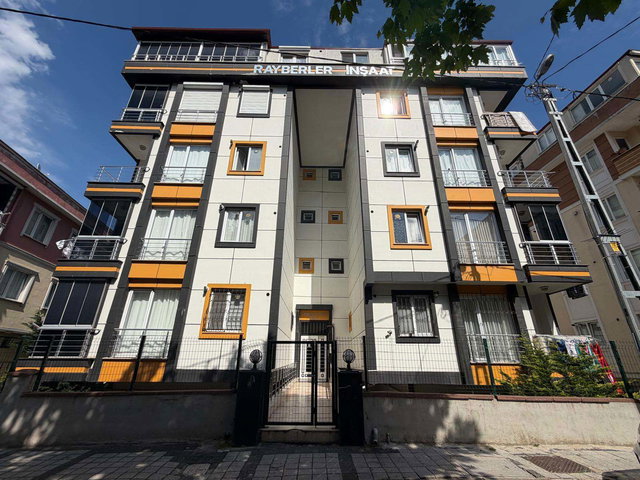 SANCAKTEPE MEVLANA MAHALLESİNDE SATILIK DAİRE
