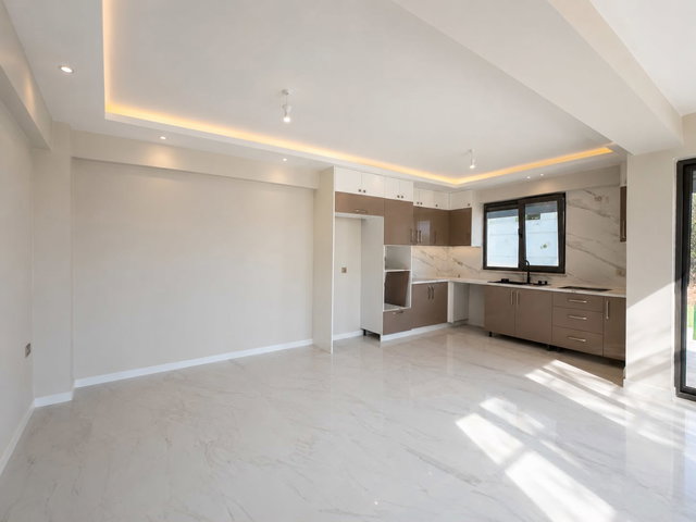 ÖNERLERDE LÜKS VİLLA | 4+1 | 3 BANYO | 2 BALKON | TAKASA AÇIK