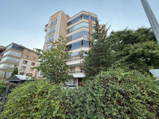 YENİMAHELLEDE ULAŞIM SORUNU OLMAYAN GENİŞ TİP 3+1 DAİRE