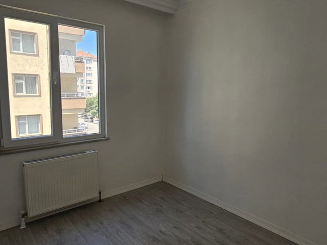 MALTEPE BAĞLARBAŞI’NDA 2024 YAPIMI KIRALIK  2+1 DAIRE