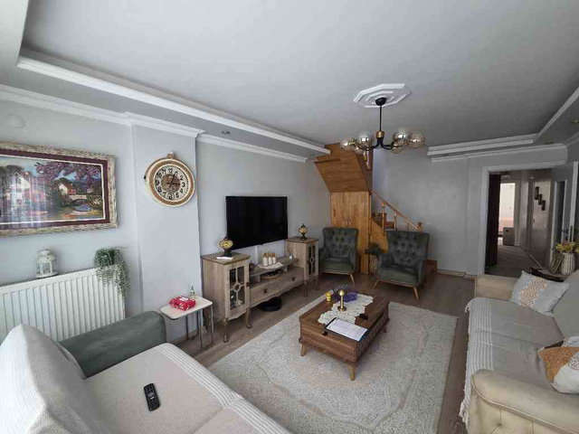 REMAX PRO'DAN ALİBEYKÖY METROYA 3 DK MESAFEDE TERASLI 4+1 DUBLEKS