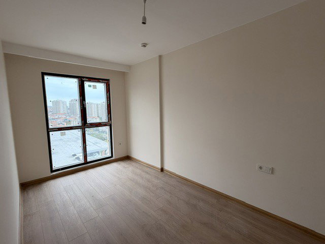 ZEYTİNBURNU MEGA GARDEN PARK SİTESİNDE KİRALIK 1+1 DAİRE