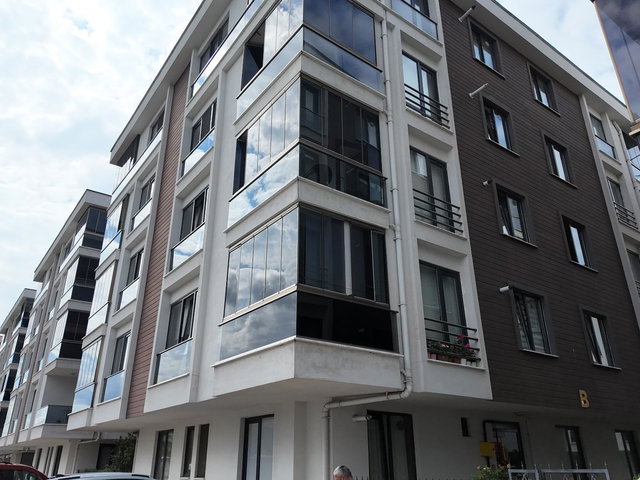 CUMHURİYET MAHALLESİ EVİN PARK SİTESİ'NDE SATILIK EŞYALI 1+1 DAİRE
