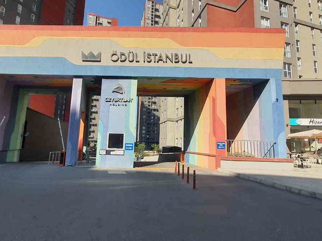 ÖDÜL İSTANBUL’DA  SIFIR 2+1 BALKONLU DENIZ MANZARALI SATILIK DAIRE