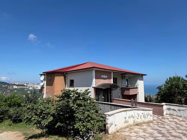 TRABZON ORTAHİSAR BULAK’TA EŞSİZ MANZARALI MÜSTAKİL EV
