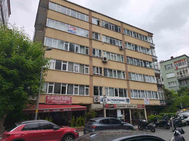 ŞİŞLİ’DE DOĞU-GÜNEY CEPHELİ 3+1 | BALKONLU | MERKEZİ ISITMALI | KREDİYE UYGUN