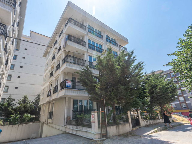 REMAX GELİŞİMDEN ADNAN KAHVECİ MAH 2+1 ARA KAT DAİRE