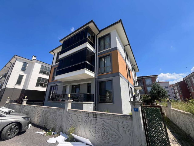 REMAX SOFT'TAN HASIR CD'SİNDE 3+1 LÜX DİZAYN GİRİŞ KAT DAİRE