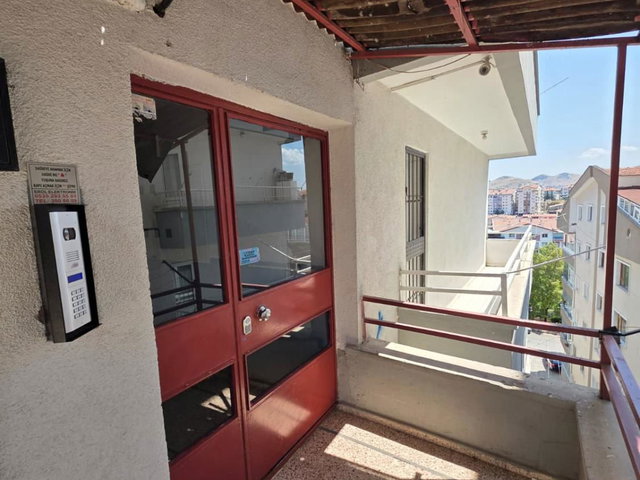 ŞAHİNTEPE MAHALLESİ'NDE 3+1 KİRALIK DAİRE
