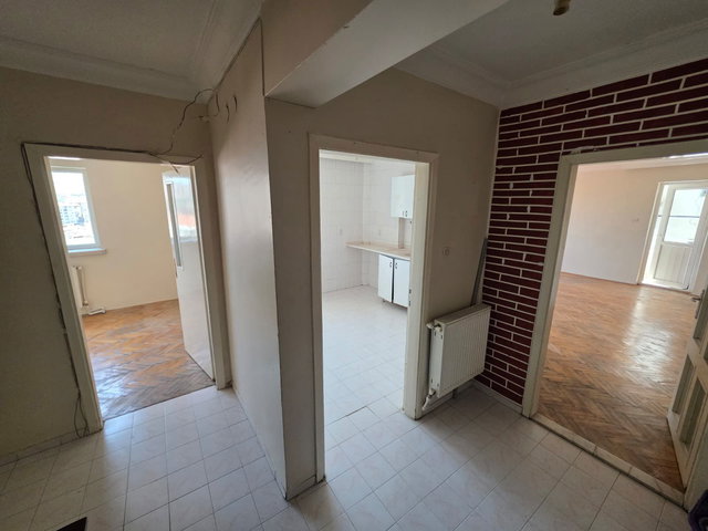 ŞAHİNTEPE MAHALLESİ'NDE 3+1 KİRALIK DAİRE