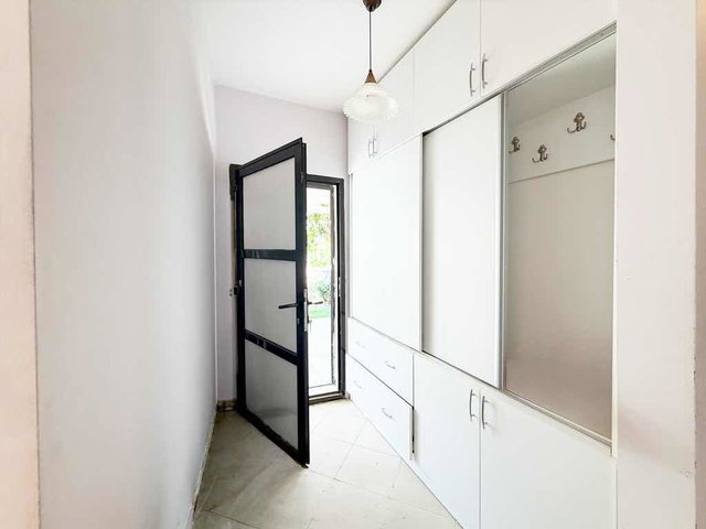 KARAİNCİR TATİL SİTESİNDE DENİZE YAKIN 3+1 MÜSTAKİL EV