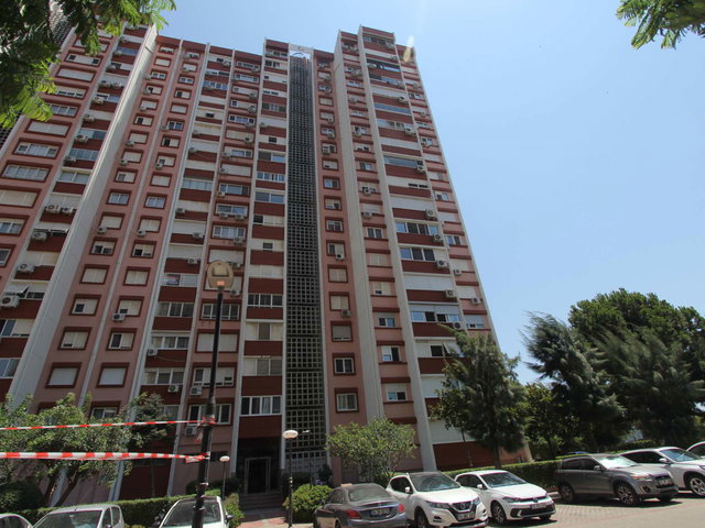 MAVİŞEHİR PAMUKKALE SİTESİNDE ÖN SIRADA TADİLATLI 4+1 SATILIK DAİRE