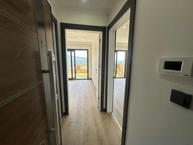 PANORAMİK DENİZ MANZARALI 1+1 BAHÇE KATI SIFIR DAİRE