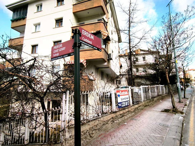 ÇANKAYA CEBECİ SATILIK BATI CEPHELİ 2+1 BAHÇE KATI BALKONLU BOŞ
