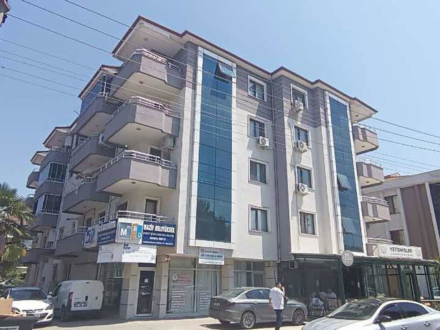 YALOVA MERKEZ ADNAN MENDERES MAHALLESİ'NDE 3+1 SATILIK DAİRE