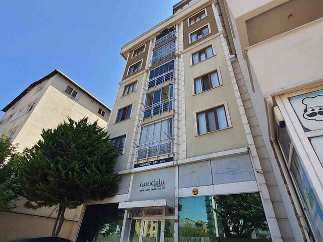 KARTAL ESENTEPE'DE SATILIK 2+1 DAIRE HASTANELERE VE ADLIYEYE YAKIN