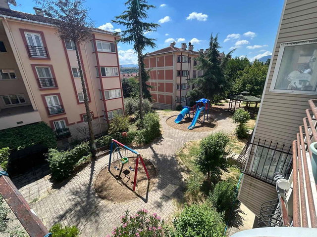 RE/MAX ŞEHİR'DEN ADNAN MENDERES MAHALESİNDE SATILIK DAİRE