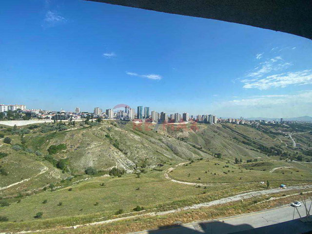 GÜNEYPARK 1 SİTESİNDE MANZARALI 5+1 KİRALIK DAİRE