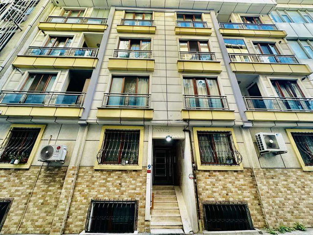 KAĞITHANE’DE 2+1 | 2 BANYO | BALKONLU | DOĞALGAZ KOMBİLİ | KREDİYE UYGUN DAİRE