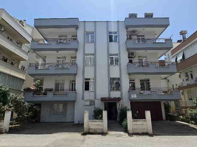 ESKİ HİSAR MAHALLESİNDE AYRI MUTFAK GENİŞ 3+1 KİRALIK DAİRE