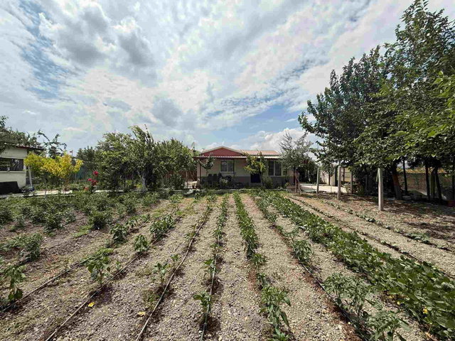 RE/MAX İNCİ'DEN ALTIEYLÜL YAKUPKÖY'DE SATILIK 661 M² ARSA VE PREFABRİK MÜSTAKİL EV