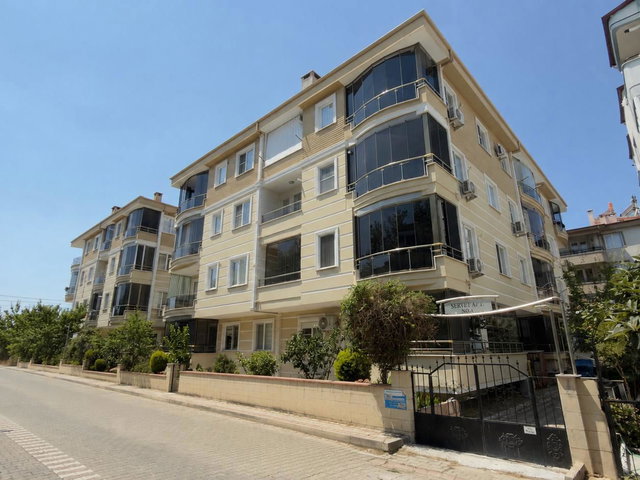 EDREMİT ALTINKUM’DA DENİZE 800 MT | MASRAFSIZ | ASANSÖRLÜ | DOĞALGAZLI 2+1 SATILIK DAİRE