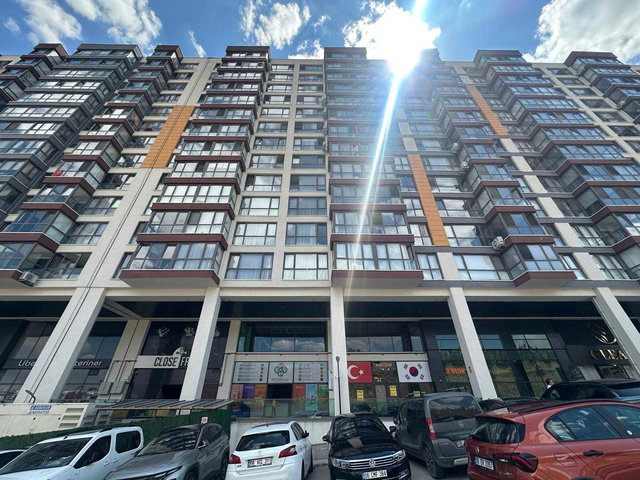 MEYDAN ERYAMAN’DA ORMAN MANZARALI EŞYALI BÜYÜK TİP 2+1