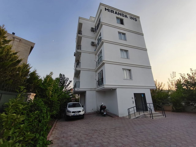REMAX RİNA’DAN MEZITLI YENI DEVLET HASTANESI CIVARI FULL EŞYALI 1+1
