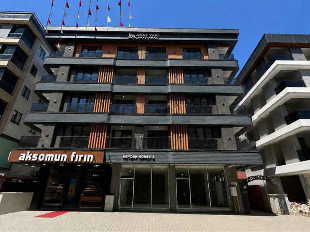 REMAX KAYADAN AVCILAR MERKEZDE 3+1 DAİRE
