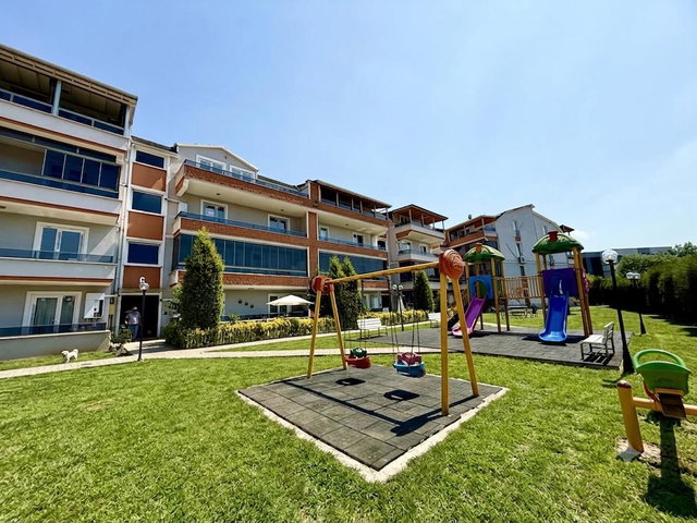 KOCAELI KARTEPE SATILIK SITE İÇINDE ÇATI DUBLEKSI 3+1 DAIRE DERBENT