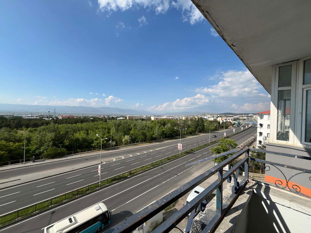 REMAX ARTIS'DEN BEYAZ EVLER'DE KIRALIK 3+1 DAIRE