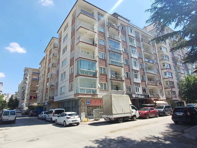 DEMETGÜL MAH.METROYA YAKIN EŞYALI 2+1 YAPILI KİRALIK DAİRE
