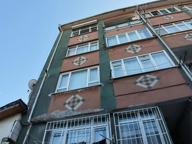 CANSET ATICI'DAN ÜSKÜDAR SELAMİ ALİDE 2+1 DAİRE