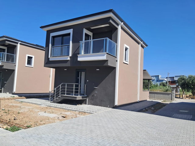 78 ALIAĞA ŞAKRAN SATILIK SIFIR VILLA