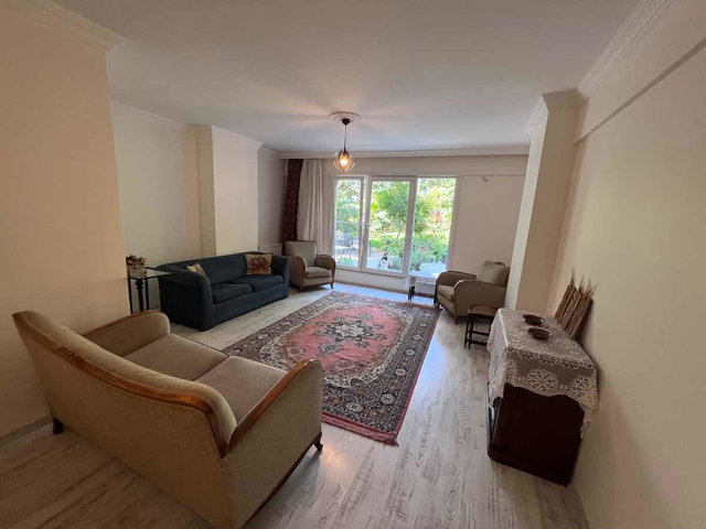 ORTAKÖY ANA CADDE ÜZERİNDE, ULTRA GENIŞ, EŞYALI 1+1 KİRALIK DAİRE
