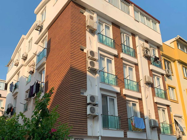 YEŞİLYURT MAHALLESİNDE ARAKAT EŞYALI KİRALIK 2+0 DAİRE