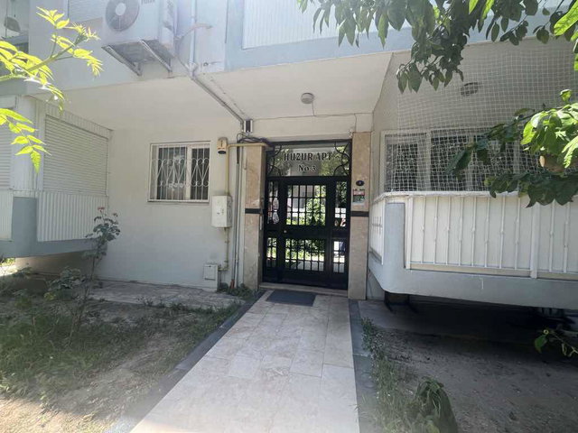 KARŞIYAKA BAHRİYE ÜÇOK’TA ARA KAT ASANSÖRLÜ 3+1 SATILIK DAİRE