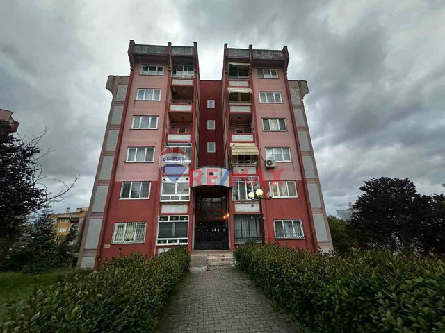 REMAX DREAM'DEN BAYINDIRLIKTA DENİZ MANZARALI EŞYALI 2+1 DAİRE