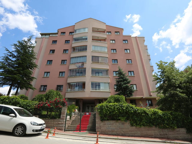 ÇUKURAMBAR BUDAPEŞTE CAD. GÖRÜLMEYE DEĞER, FULL EŞYALI, 4+1 KİRALIK DAİRE