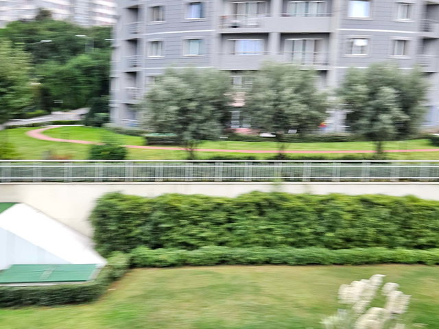 ATAŞEHIR AĞAOĞLU SUNCITY'DE FULL EŞYALI 2+1 KIRALIK DAIRE