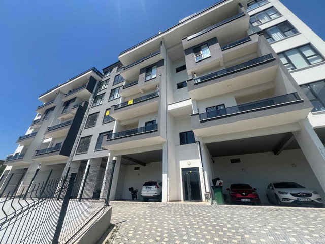 BAŞISKELE ORKA BOUTIQUE'DE SATILIK 3+1 ARA KAT DAIRE