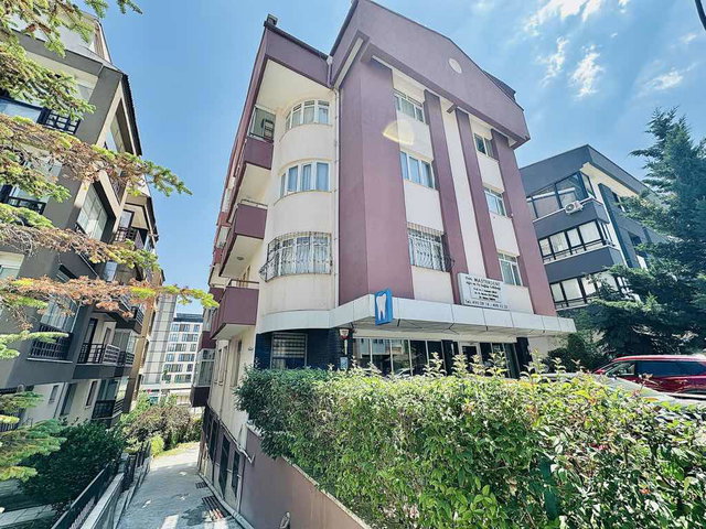 ÇANKAYA İLKBAHAR’DA MİMARİ TASARIMLI MOBİLYALI SATILIK 4+1 DAİRE