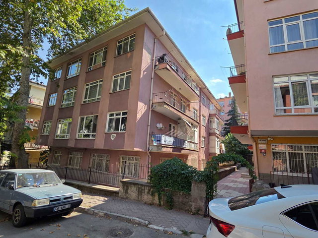 ÇANKAYA İLERİ MAHALLESİ MEKTEP SOKAK 2+1 YATIRIM FIRSATI