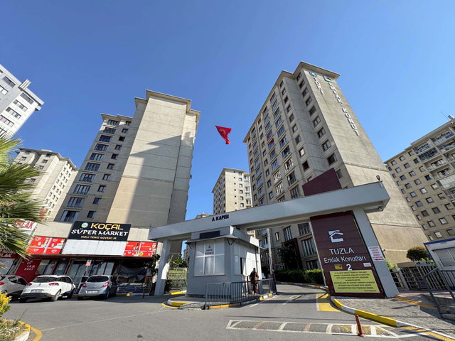 TUZLA AYDINLI EMLAK KONUT SATILIK 2+1 BOŞ ARAKAT DAİRE