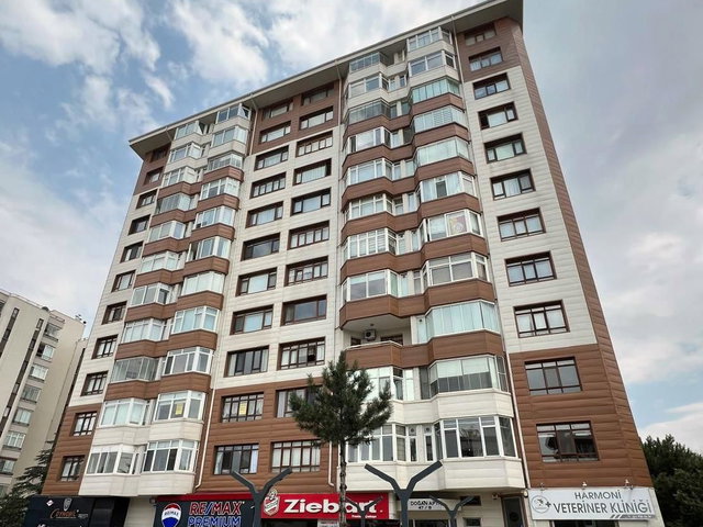 TURAN GÜNEŞ BULVARI ÜZERİNDE 3 CEPHELİ ÖZEL 4+1 DAİRE