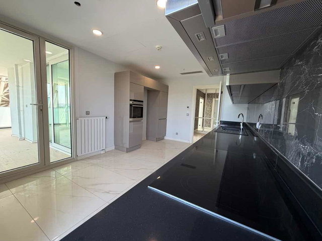 REMAX GÖKÇEM MEHMET AGHÖBÜR DEN İCONOVA`DA SATILIK 3+1 DAİRE