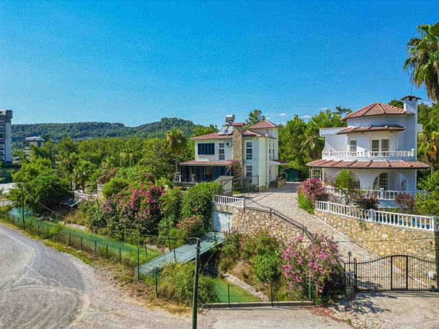 !YERYÜZÜNDEKİ CENNET!AVSALLAR MÜSTAKIL 4+1 SATILIK VILLA